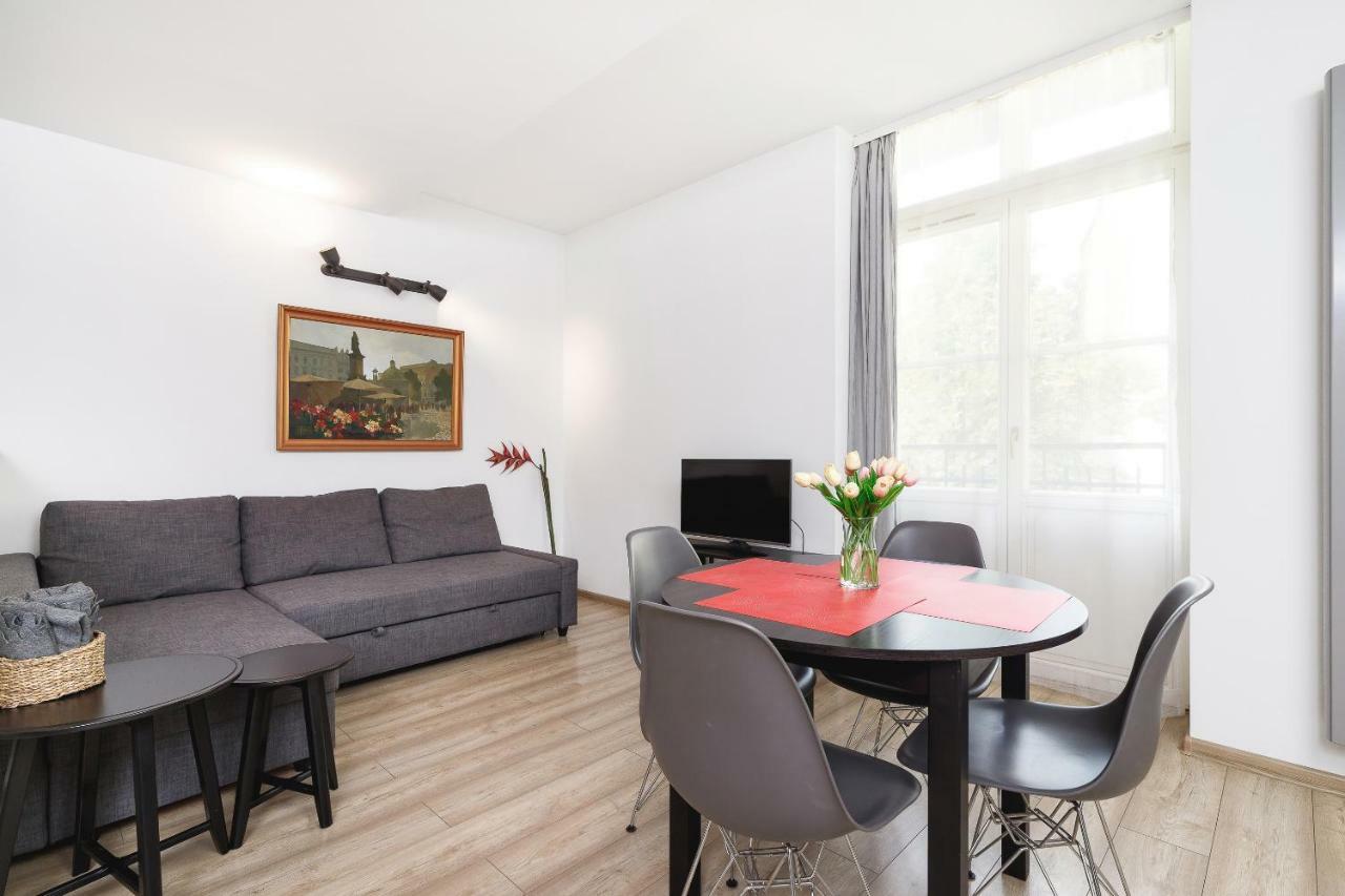 Apartments Cracow Miodowa By Renters Krakow Ngoại thất bức ảnh